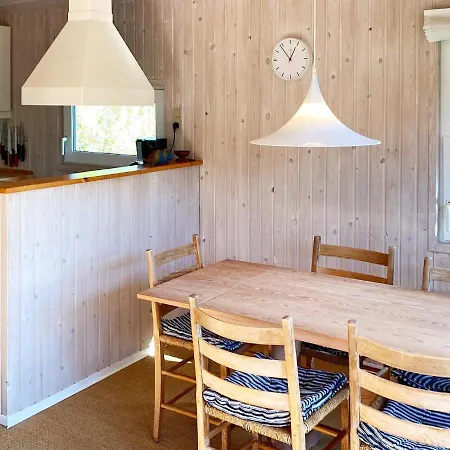 6 Person Holiday Home In Hadsund Haslevgarde