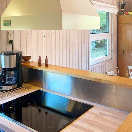 6 Person Holiday Home In Hadsund Holiday home *