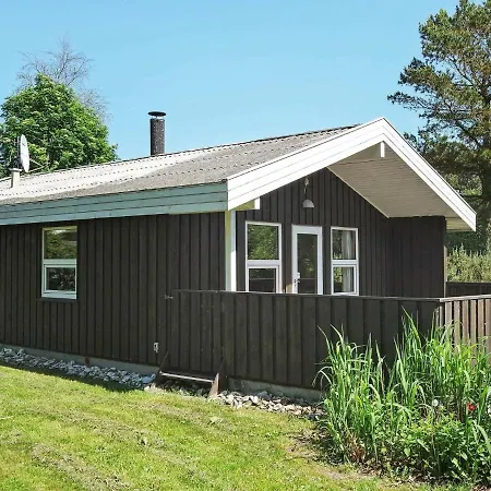 Holiday home 6 Person Holiday Home In Hadsund *